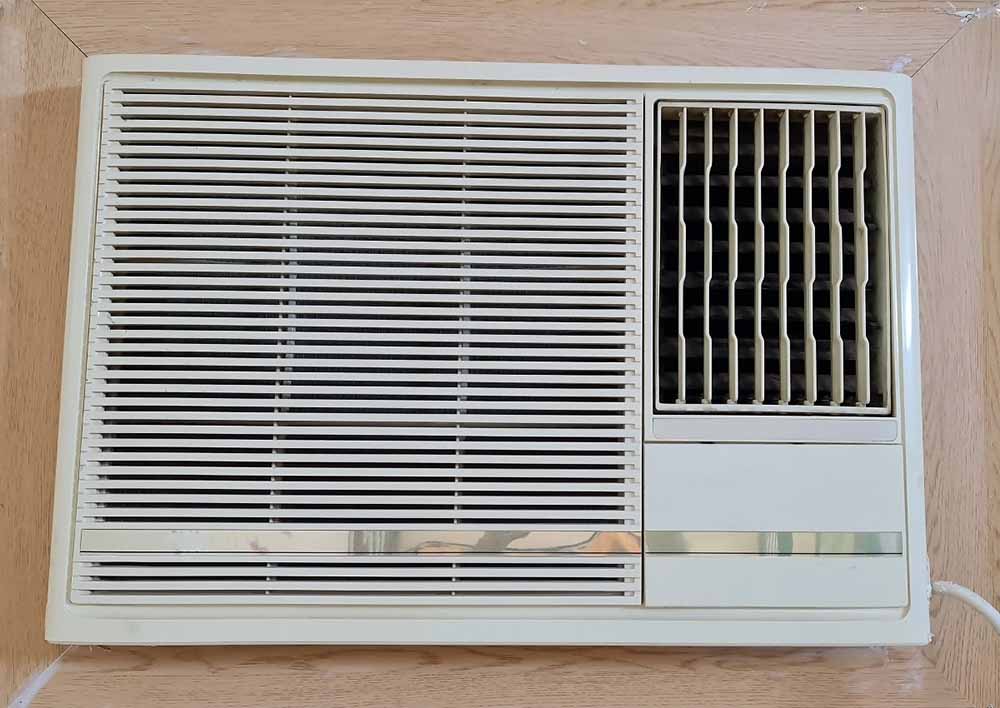 a window-type AC