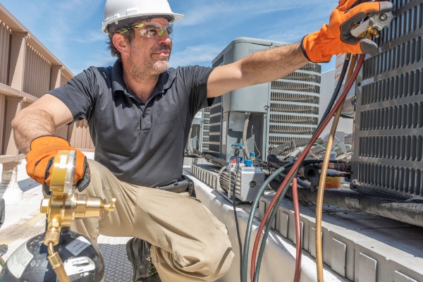 commercial hvac refrigerant service
